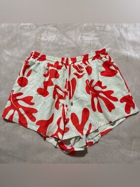Red & White Abstract Floral Athletic Shorts